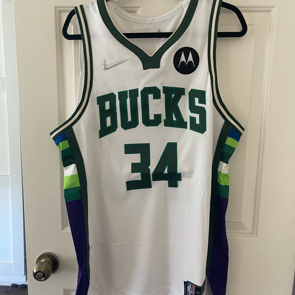 Authentic New Bucks Nike Jersey